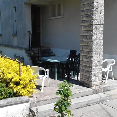 Des Iris * Availles-Limouzine