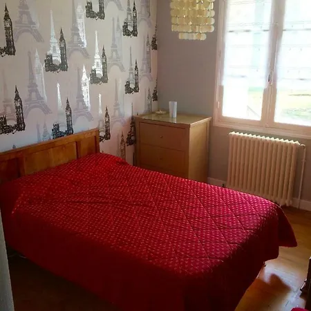 Des Iris Ferienhaus Availles-Limouzine